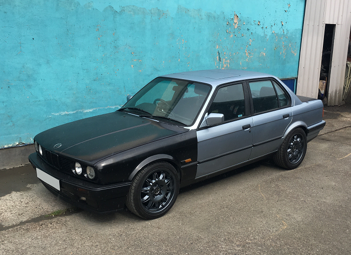 BMW E30 