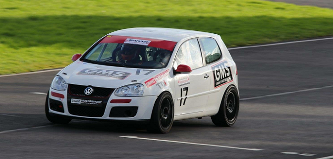 Meet Chris, who devotes his time to inspire disabled drivers to race!